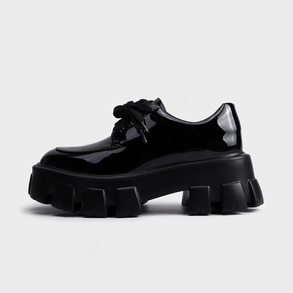 Grape Mother the Same 2025 Spring New Internet Celebrity the Same Fashion Uniform Big Head Platform Small Leather Shoes Daily Single Shoes