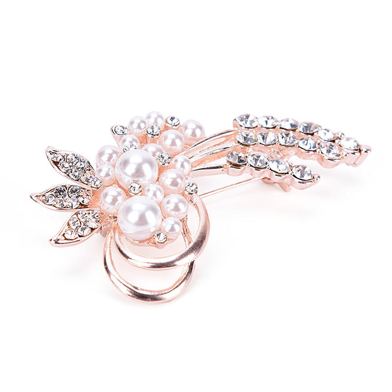 Vintage Brooch Pin  Imitation Pearl Flower Brooch Wedding Accessories