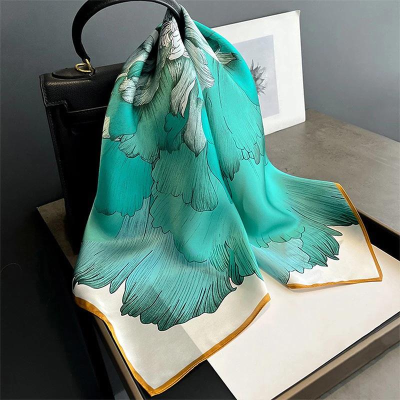 2025 Fashion 100% Real Silk Scarf 70cm Square Bandelet Women's Silk Temperament Small Scarf Neck Decorative Wrap Printed Scarves