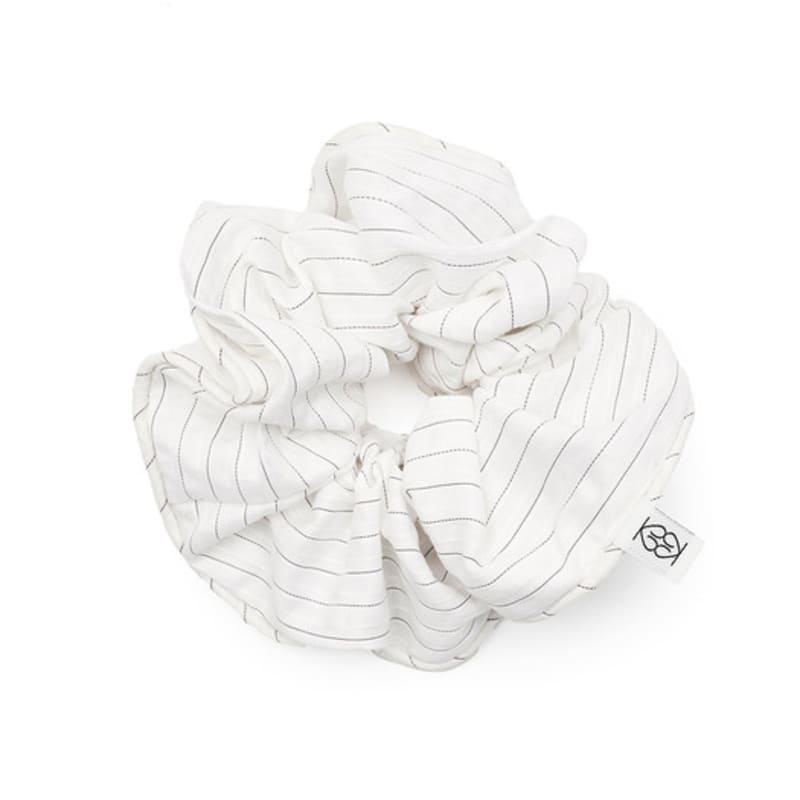 

Киджун ЭММА Скранч Белая полоска OS