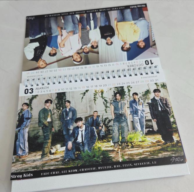 Stray Kids 2026–2027 Desk Calendar – Double-Sided Photobook Style (Random Images)