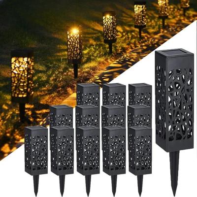 Lumière LED Solaire de Pelouse 1500lm Alimentée à l'Énergie Solaire Lumière de Projection Ajourée Décoration de Jardin Extérieur Lampe Rétro Encastrée Cour Balcon Lampe de Nuit