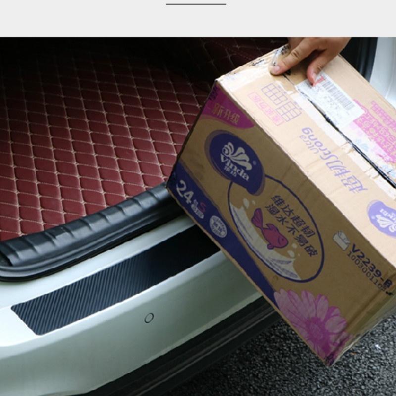 Car Trunk Door Sill Plate Rear Bumper Guard Protector Rubber Pad Durable Protective Self-adhesive Car Rear Bumper Protector Set