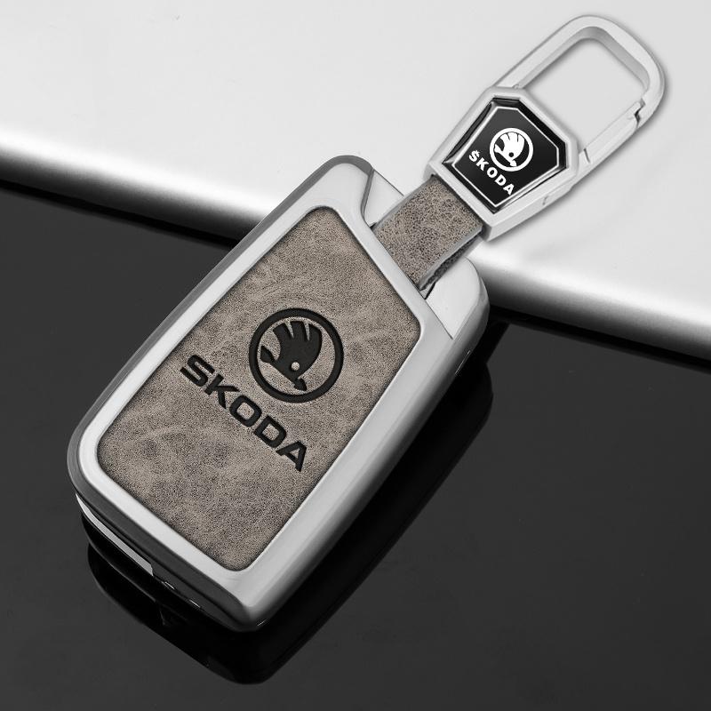 DAYB7 Car Flip Remote Key Fob Case Cover For Skoda Octavia A5 A7 Fabia Superb Kodiaq Karoq Protector Shell Bag Keychain Accessories