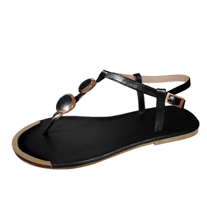 Fashion 2025 The New Summer Sandals Women Fashion Casual Beach Outdoor Flip Flop Sandals Metal Decoration Ladies Flat Shoes Plus Size