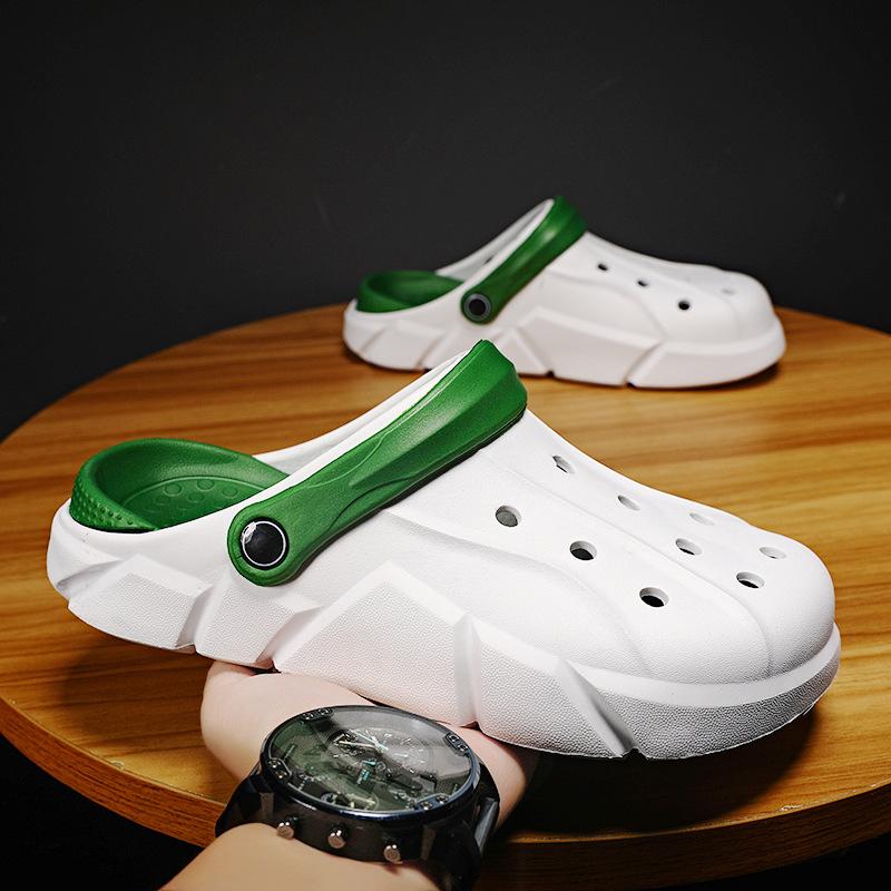 Slippers men's summer baotou hole sandals men's wear non-slip sports beach casual sandals
