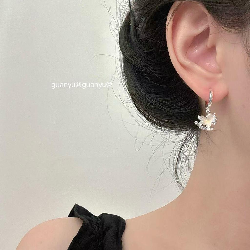 Chic Unicorn Zircon Ear Cuffs: Exquisite, Sweet & Versatile Earrings for Women