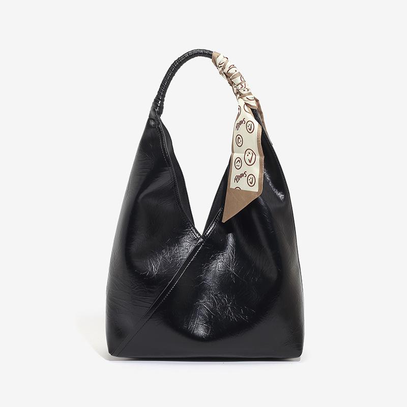 

Underarm Bag Large Capacity Women s Shoulder Bag Commuting All Match Bag Simple Light Luxury Handbag чёрный