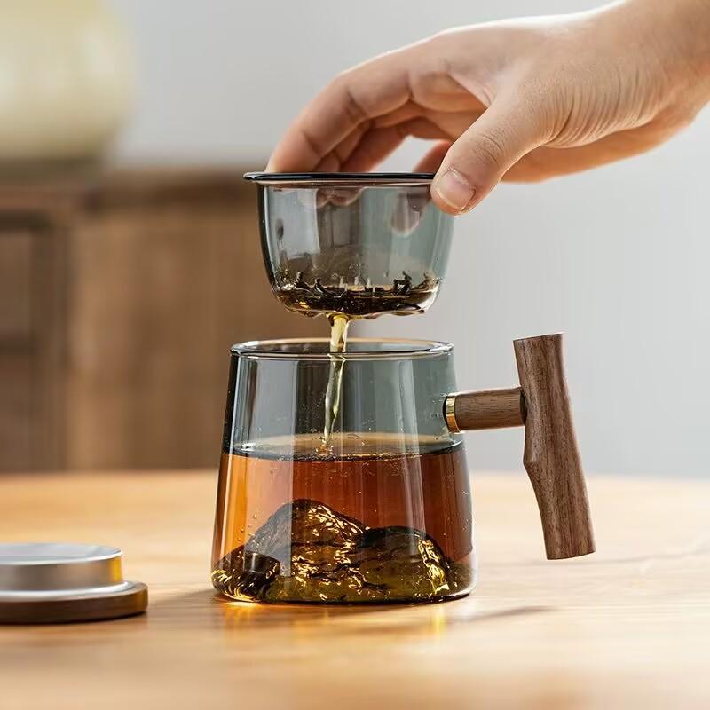 400ml Glass Tea Mug With Wood Handle Chinese Heat Resistant Puer Tea Water Separation Cups Kung Fu Tea Cup Set