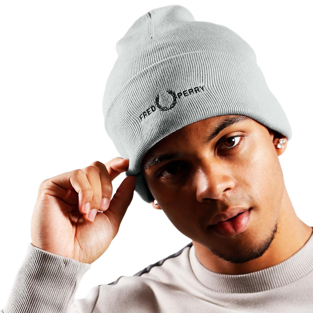 Fred Perry Unisex Adult Graphic Logo Beanie