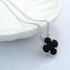 Four-leaf Clover Necklace Fashion Luxury Agate Chalcedony Women's Clavicle Chain Pendant