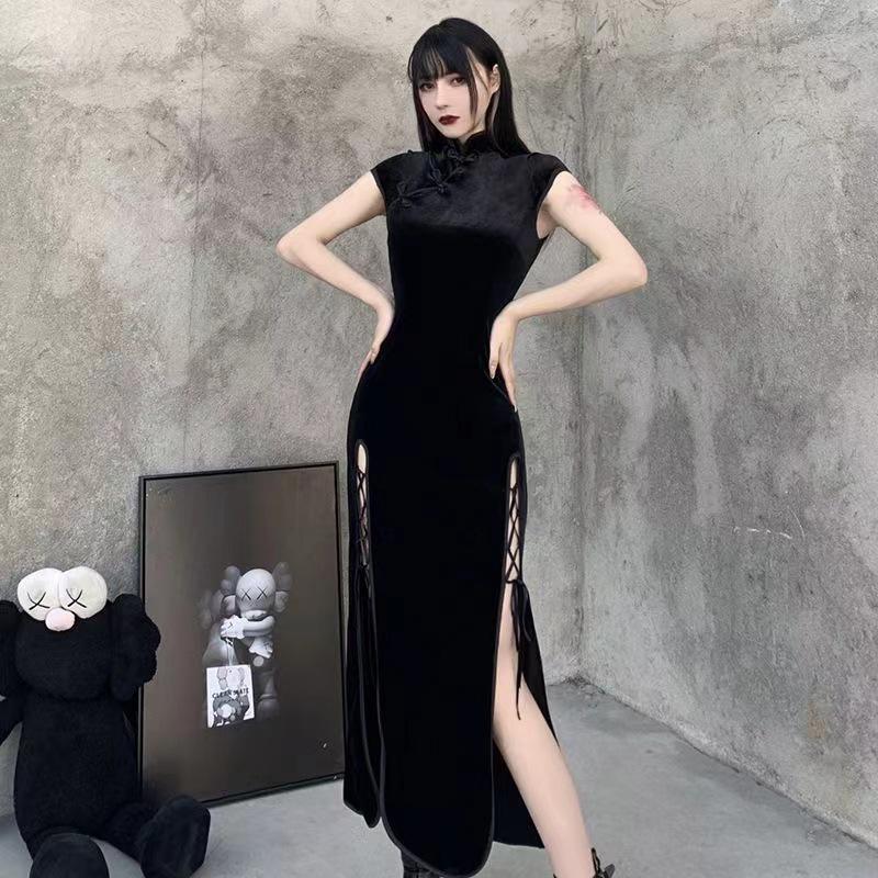 Velvet Black Retro Cheongsam with Slit - Long Chinese Style Dress