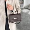 Spring and Summer New Fashion Temperament Messenger Bag Handbag Atmospheric Simple Women's Bag Woven Practical Handbag