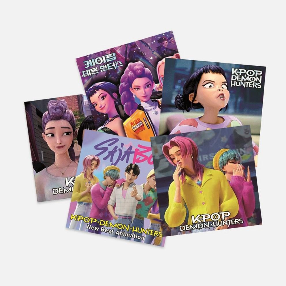 K-pop Demon Hunters photocard set with Domusong photocard sticker