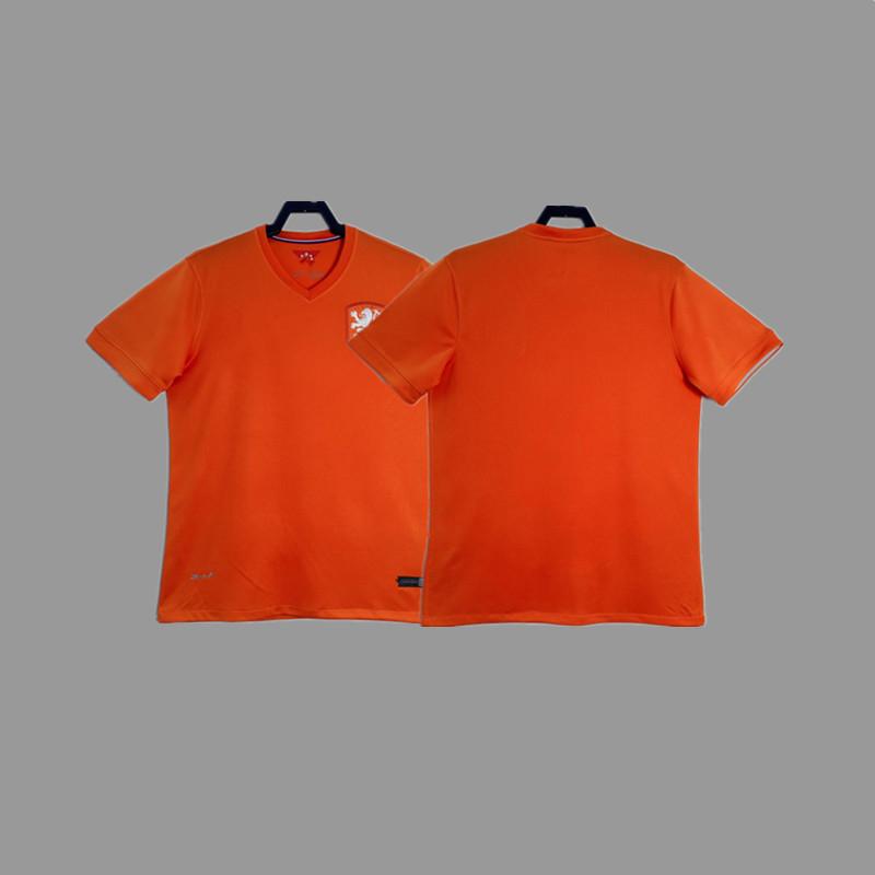 Retro jersey, football jersey, classic nostalgic replica Thai jersey, game training jersey, short-sleeved sportswear.