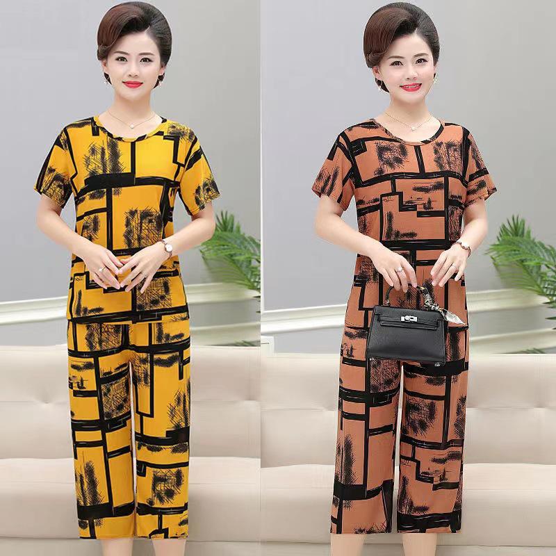 Autumn Ice Silk Two-Piece Set for Women: Loose, Elastic, Short Sleeve Homewear for Middle-Aged and Elderly