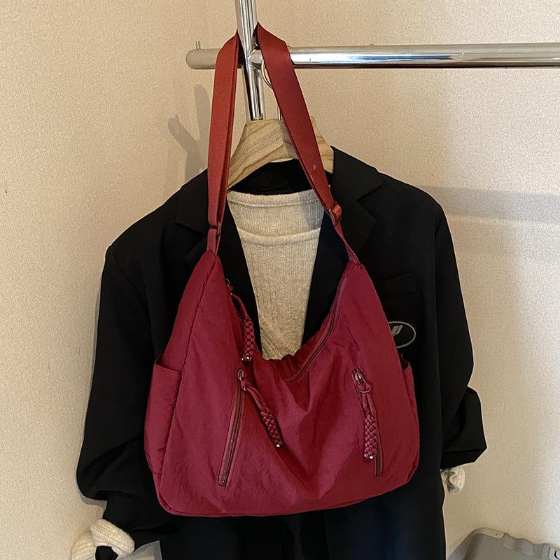 Nylon Messenger Bag Female Student Class Messenger Bag Large Capacity Commuter Waterproof Cloth Bag Simple Versatile Shoulder