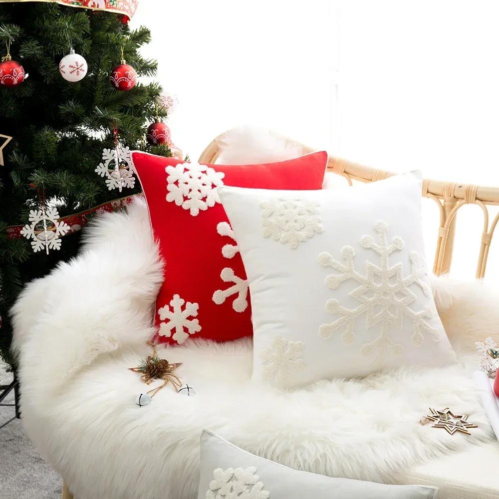 Christmas Throw Pillow Plush Cushion/ Pillow Cover for Sofa Living Room Decoration Nordic Pillowcases Home/ Bedroom Decor