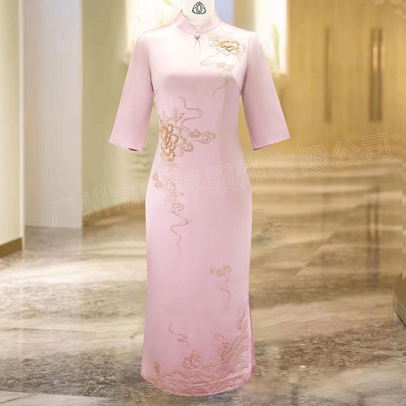 Stylish Red Retro Beaded Cheongsam Wedding Dress for Mother or Mother-in-Law