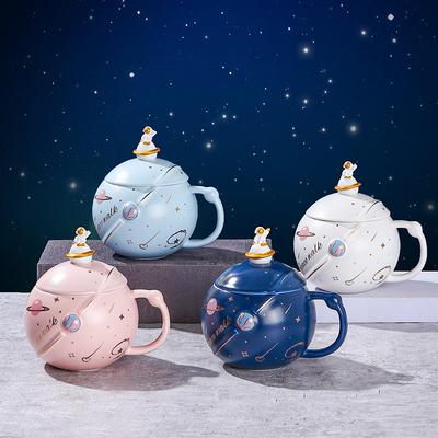 Creative Astronaut Mug Starry Sky Ceramic Mug with Lid and Spoon Large Capacity Mug