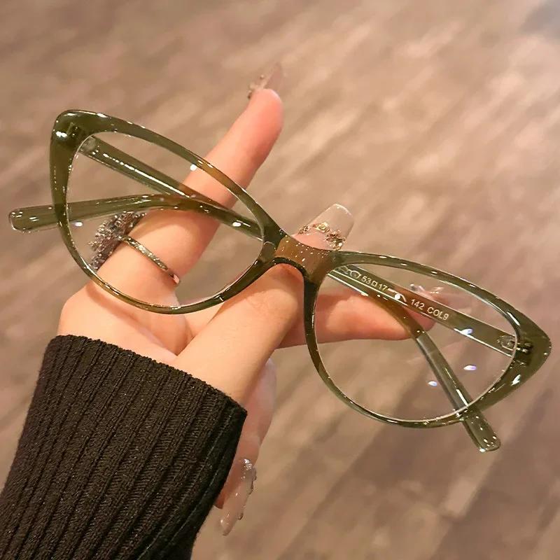New Fashionable Cat Eye Women Glasses Retro Ultra Light Anti Blue Light High Quality Neutral Flat Light