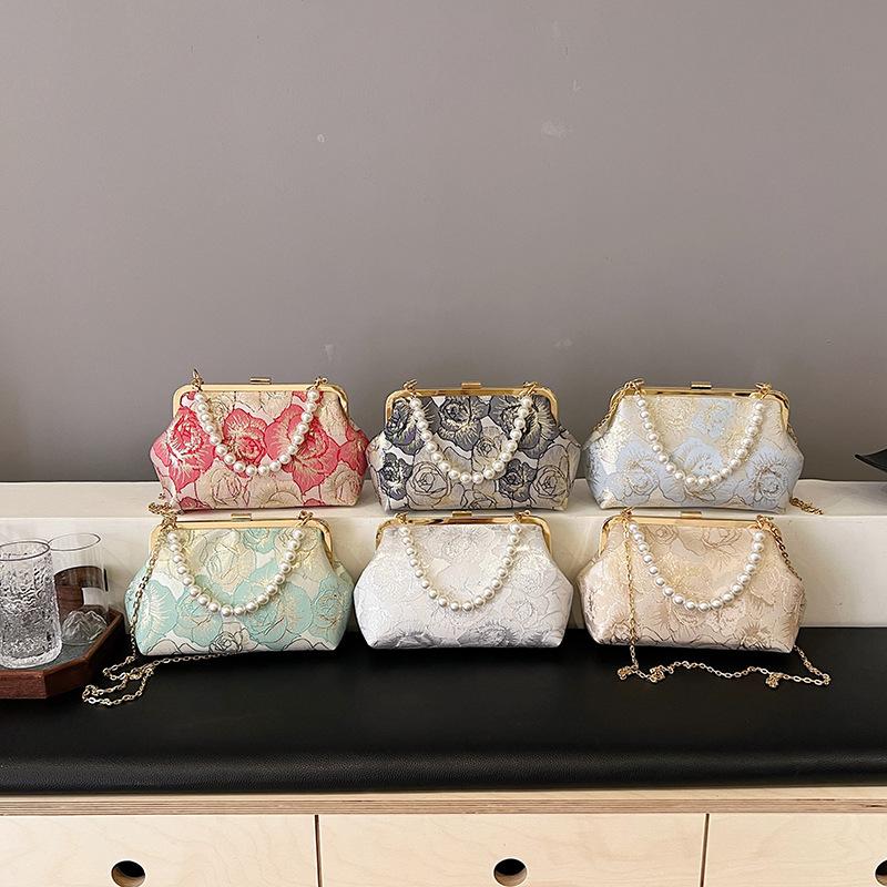 Chinese style pearl chain handbag cheongsam bag embroidered jacquard small bag elegant senior lady shoulder messenger bag