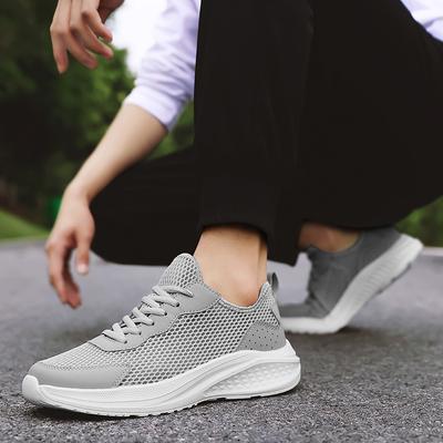 Sapatos masculinos verão malha vazada respirável finos leves casuais esportivos tamanho grande viagem corrida sapatos masculinos