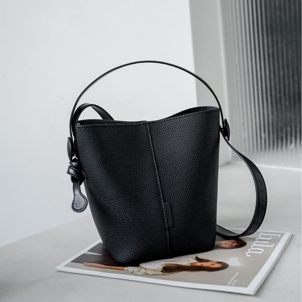 Cowhide Women's Bag New Bucket Bag Women's Messenger Bag Portable High-end Niche Single Shoulder Leather Women's Bag