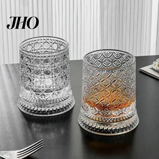 Verre à Whisky Rotatif Cadeau pour Papa, Tournant avec Lumière LED, 260ml Gravé Cadeau pour Amateur de Vin Papa Tumbler, Cadeau Fête des Pères, Compatible avec Glaçons