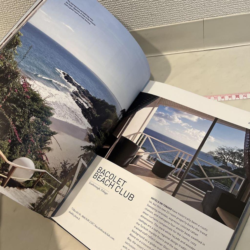 [USED] THE WORLD'S GREATEST HOTELS RESORTS