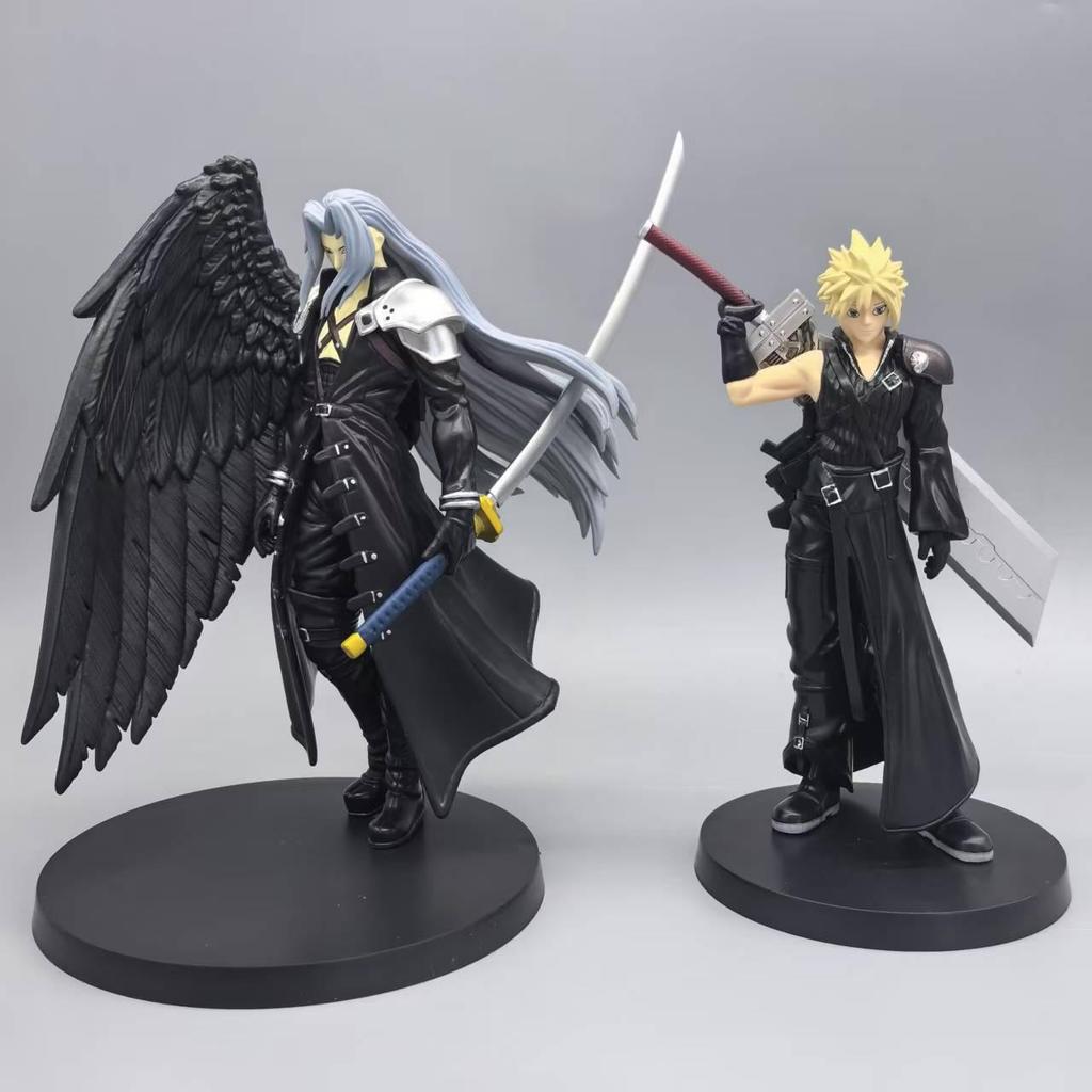 Final Fantasy VII Sephiroth & Cloud Action Figures with Street Fighter Ken & Ryu