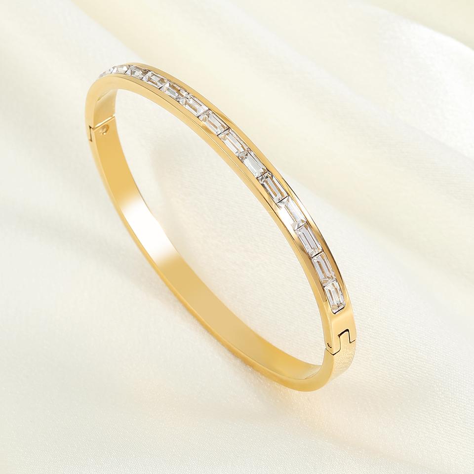 Htpwe Stainless Steel Ring Inlaid With Zircon Wide Version Glossy Bracelet 18k Couple Holiday Gift Bracelet Party Daily  Zircon