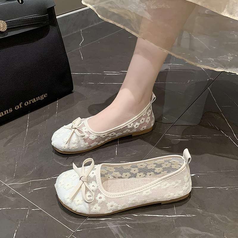 Mori women's mesh Doudou shoes women's summer new flat bottom shallow mouth one pedal lazy shoes breathable comfortable versatile single shoes