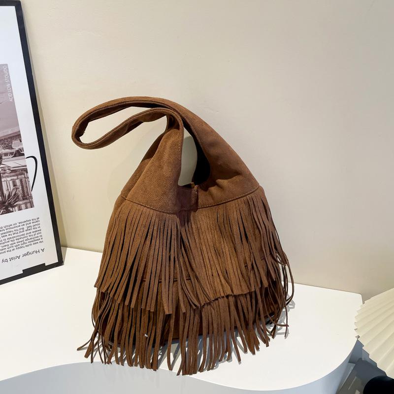 Vintage Matte Tassel Shoulder Bag Women'S Fashion Large Capacity Tote Bag Underarm Bag