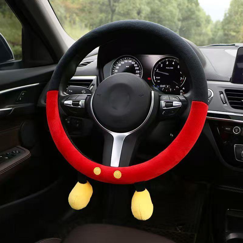 Plush steering wheel cover cartoon cute car steering wheel cover plush winter and autumn universal 38CM round ladies steering wh
