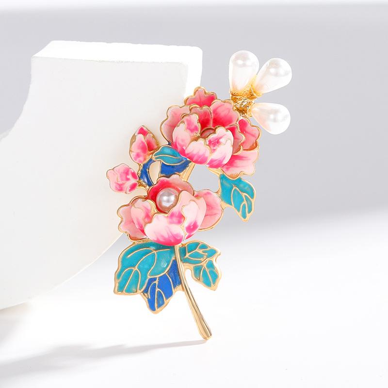 New Chinese style pink peony flower brooch, enamel color, pearl flower, versatile fashionable chest flower, brooch