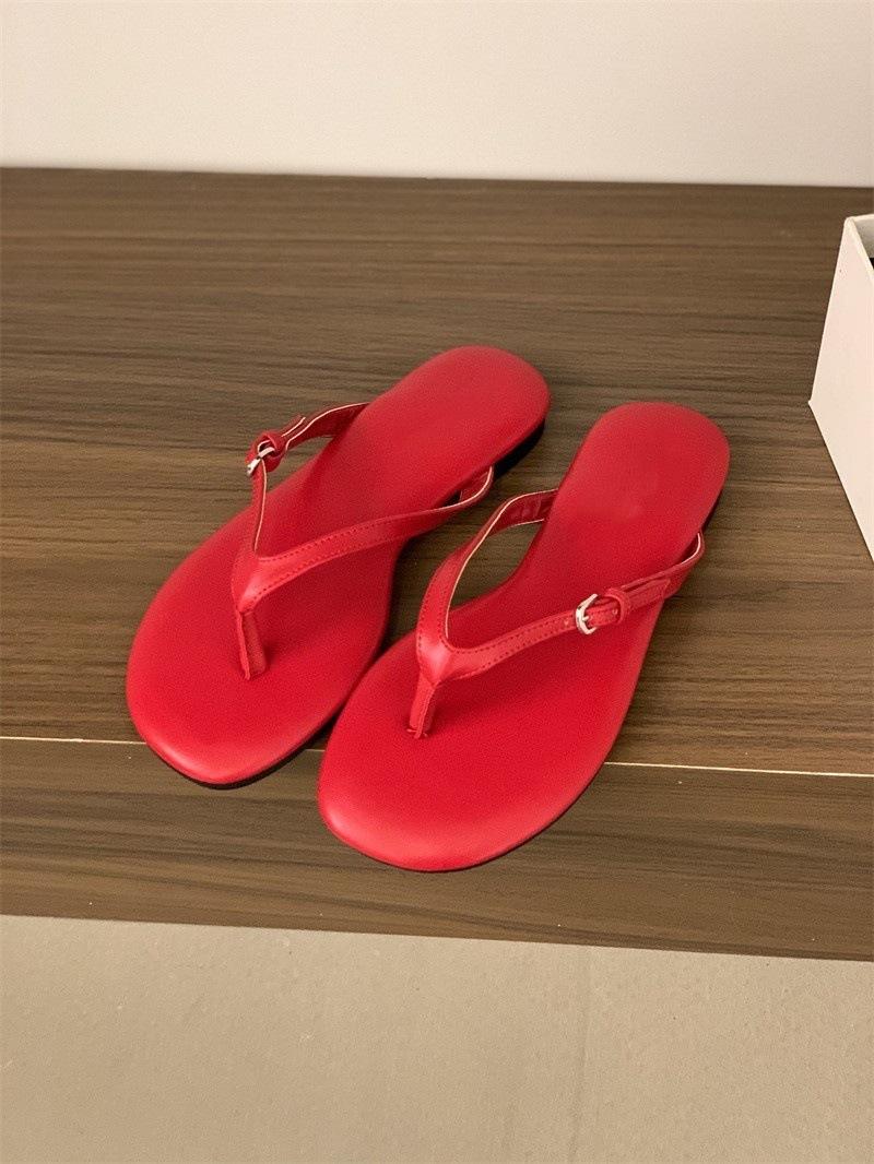 

Korean flip-flops women s summer wear 2025 new French toe slippers flat-bottomed ins sandals Roman beach shoes 42 красный