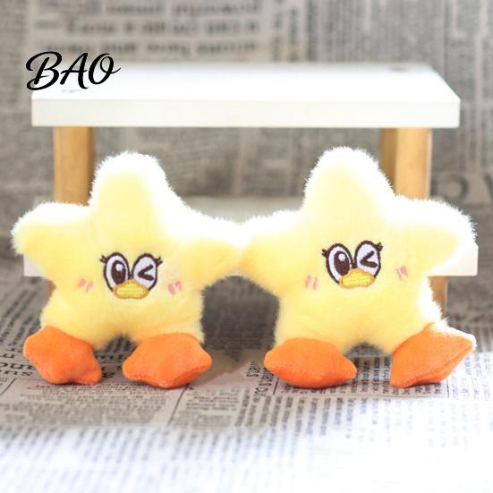 Skin Friendly Polyester Duck Toy Star Plush Keychain, Soft Stuffed Animal Pendant with Embroidered Face, Layered Orange Feet Cute Cartoon Bag