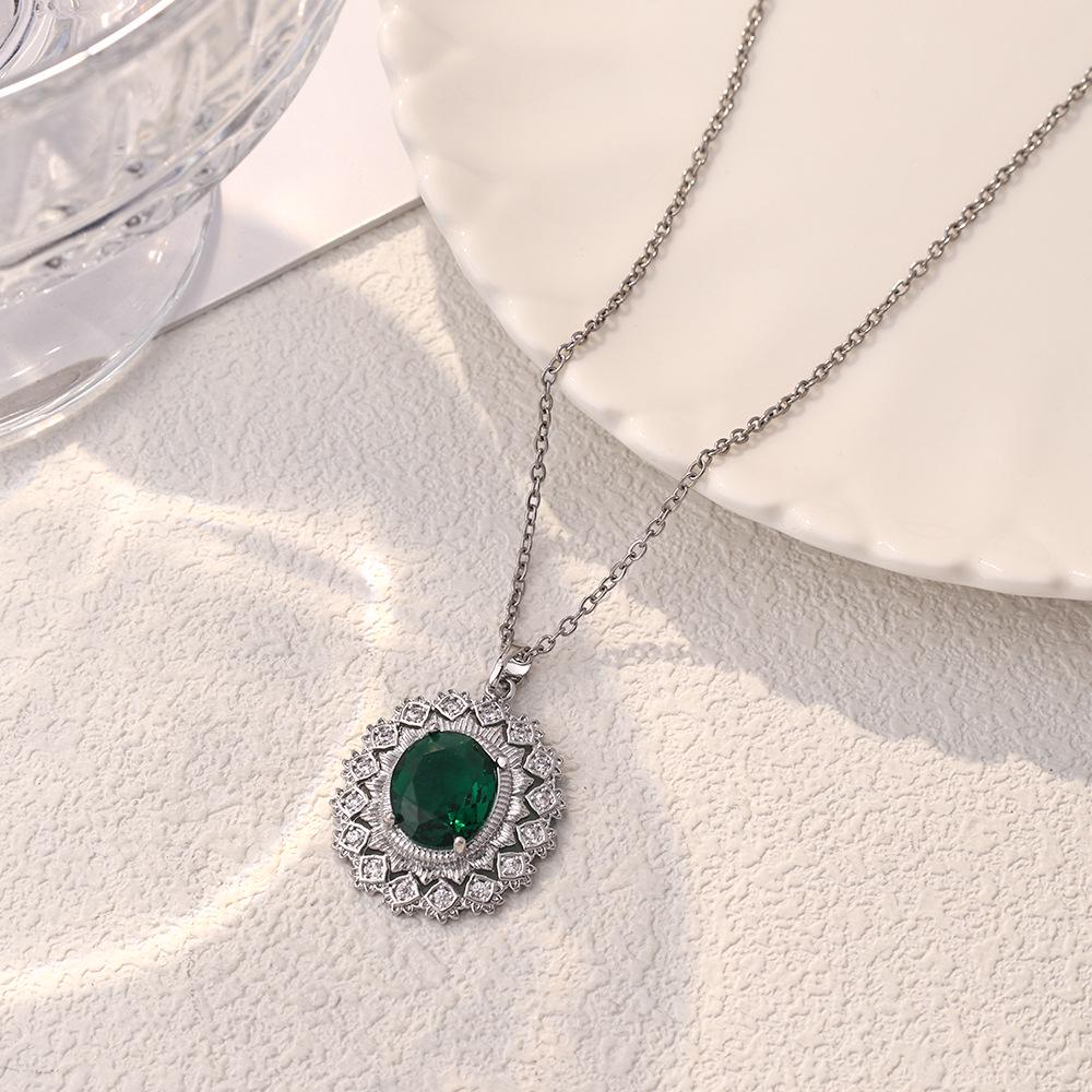 Women's Luxury Titanium Steel Pendant Clavicle & Long Sweater Necklace - Niche Design