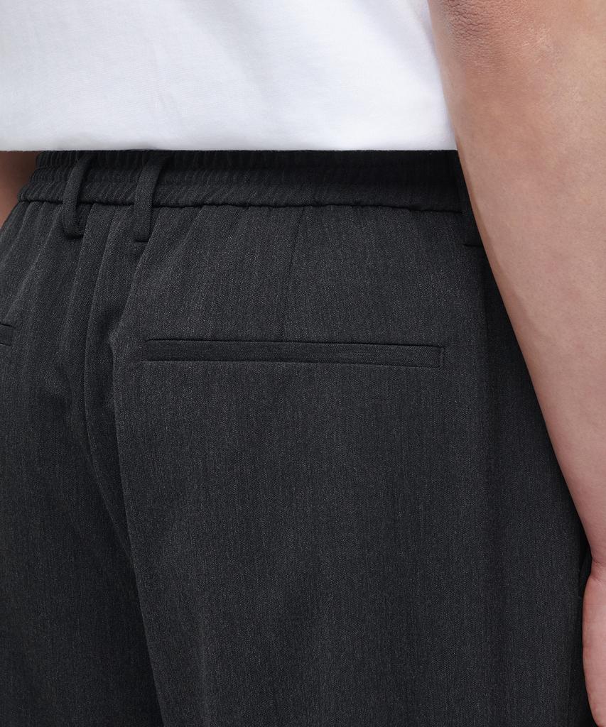 Musinsa Standard Lightweight Wide Drawstring Banded Crop Slacks [Charcoal Gray]