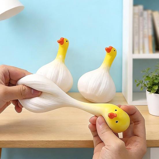 Stress Relief Garlic Duck Toy Squeeze Sensory Toy Soft Stretchy Duck Concentration Aid Hand Exercise Relaxation