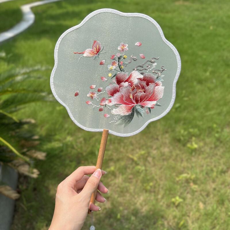 Круглый веер LIEI Suzhou в древнем стиле с вышивкой