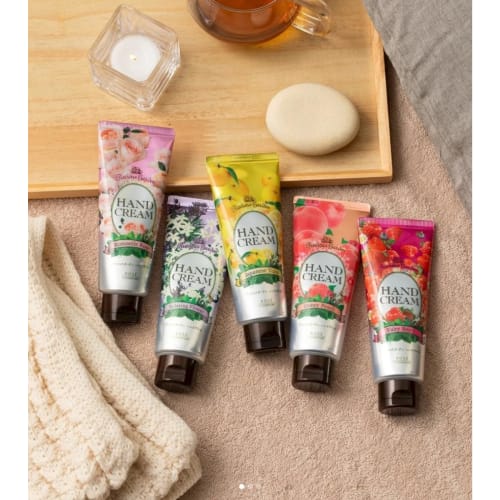 Ultra-moisturizing! Richly Moisturizing with Three Botanical Oils. Precious Garden Hand Cream. Long-lasting Moisture for Soft, Supple Hands. Relaxing