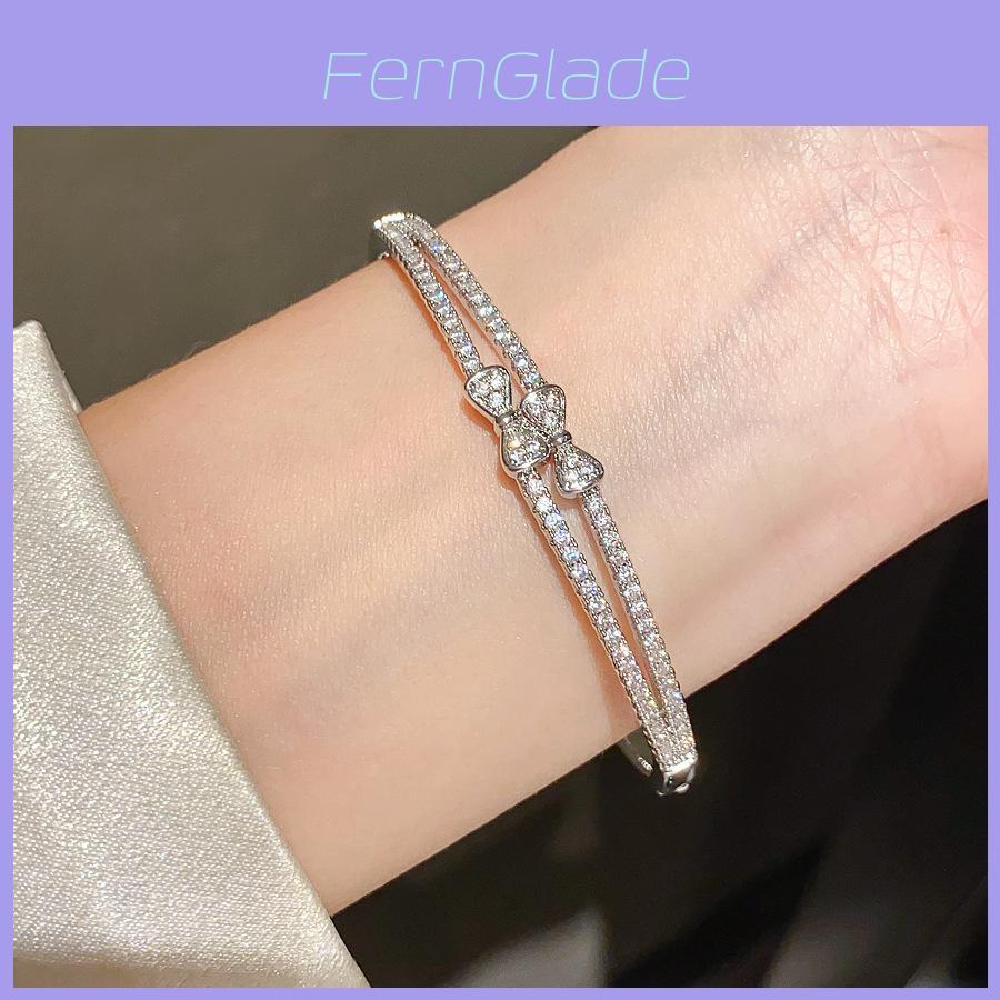 Fashion Butterfly Charm Bracelet With Zirconia And Gold Plating For Womens Elegant Jewelry