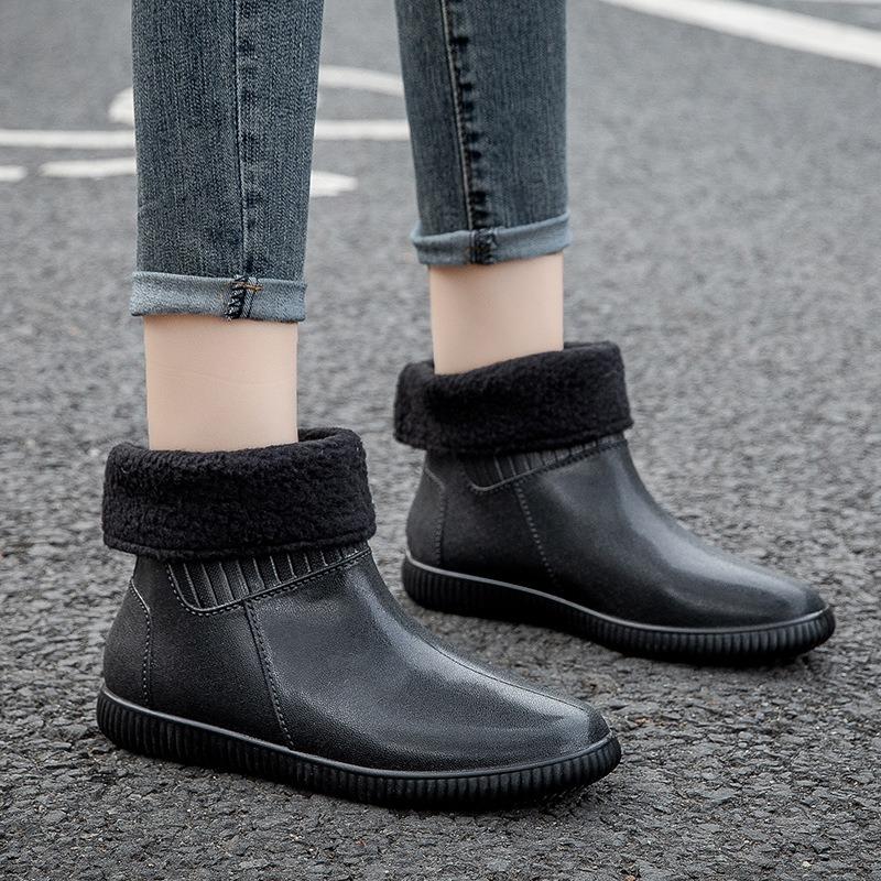 Kitchen work waterproof shoes rain shoes rain boots non-slip women's summer adult rubber shoes overshoes short tube thickened fashion