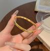 ZAKOL Bracciale Minimalista in Acciaio Inossidabile Placcato Oro Puro con Motivo Semplice per Donne Semplici Braccialetti Impilabili Zircone Regalo