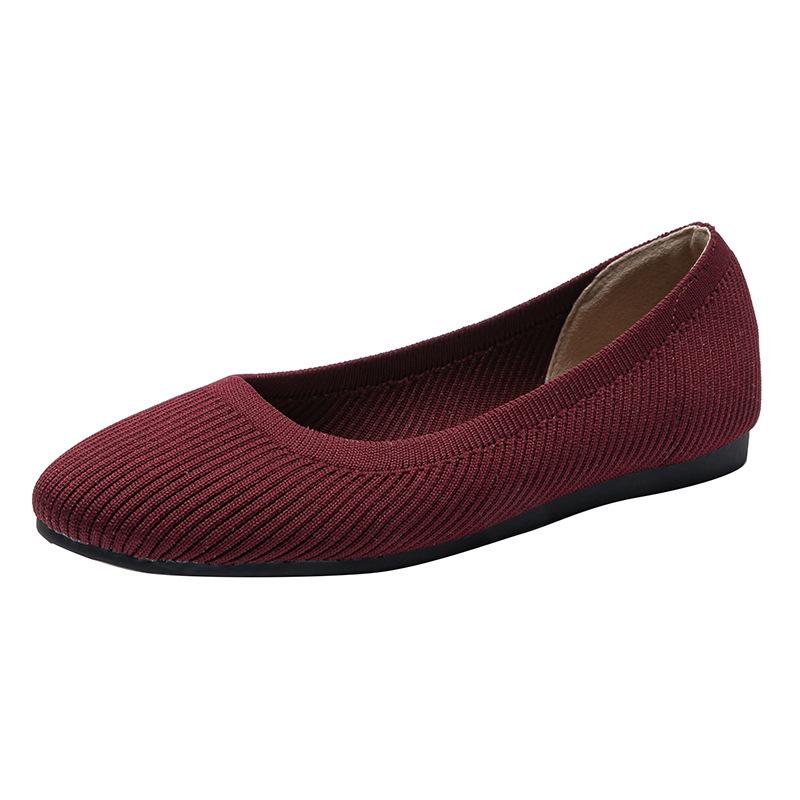 Y2 Women's Plus Size Knit Soft Sole Flat Shoes (Sizes 41-44) - Solid Color, Round Toe, Low-Cut, Old Beijing Style.