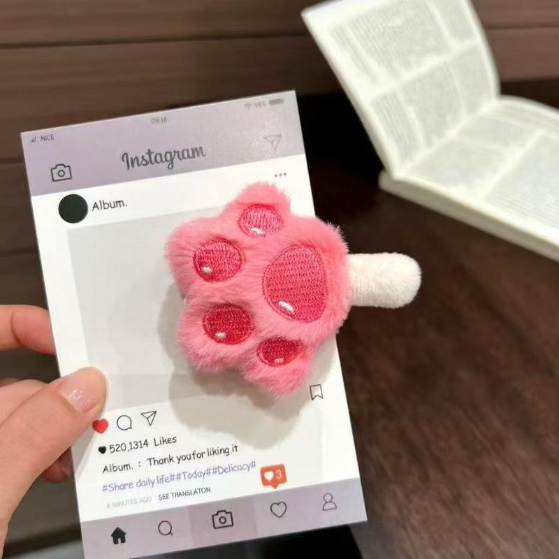 

1/2/4PCS Plush Claw Ice Cream Hair Clip Cute Cartoon Side Clip for Women Sweet Hairpin for Fall and Winter Girl Hair Accessories 1PC рожевий