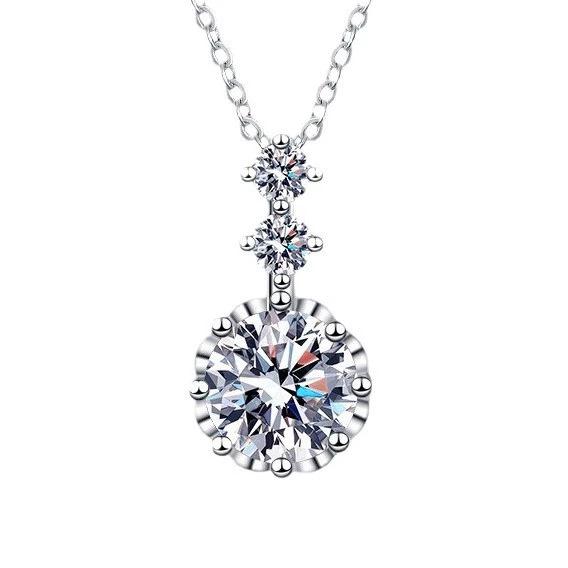 Sterling Silver Simulated Moissanite Snowflake Pendant Necklace for Women - Elegant Fashion Jewelry