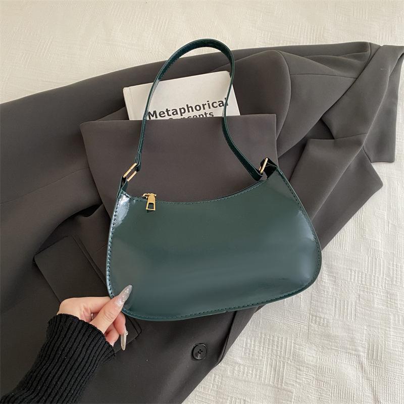 Today's Fashion Shoulder Bag Women's Trend New Versatile Solid Color Gentle Underarm Bag